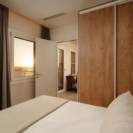 Selene Sea View Appartement *